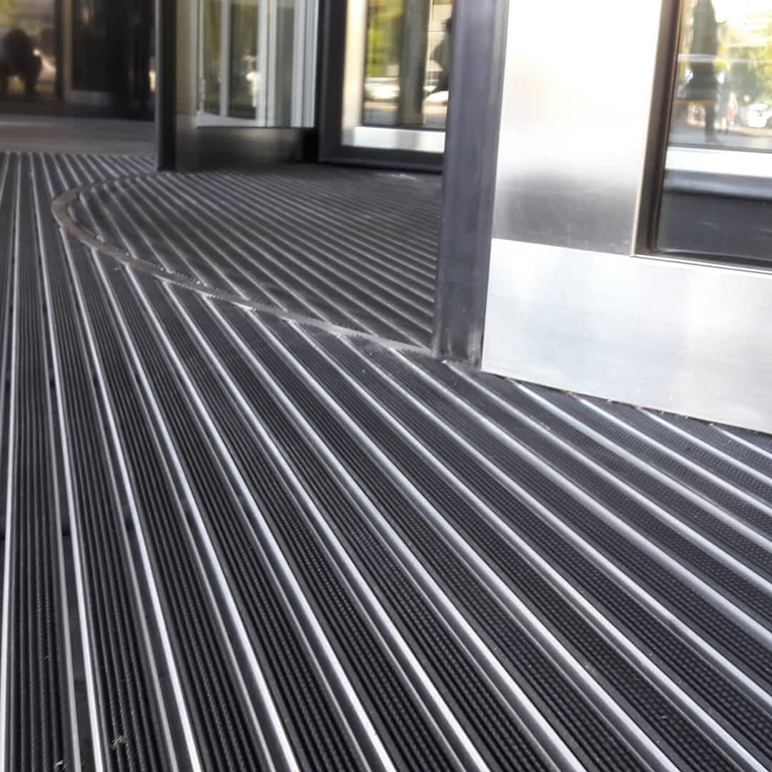 topmat wycieraczka aluminiowa z wkladem gumowym 1